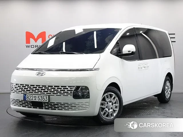 Hyundai Staria 2023 Черный из Кореи