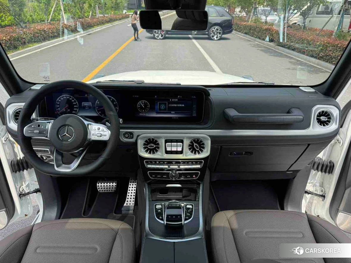 Mercedes-Benz G-class 2021 Белый из Китая