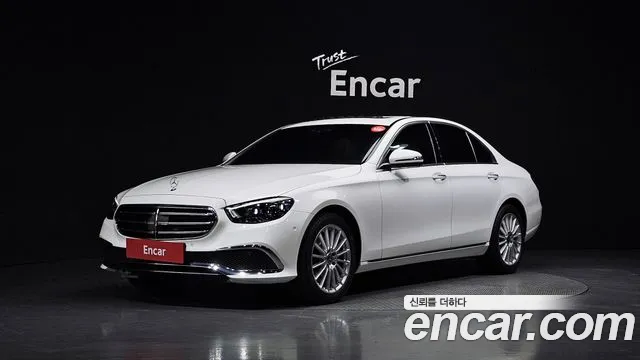 Mercedes-Benz E-Class W213 2021 Белый из Кореи