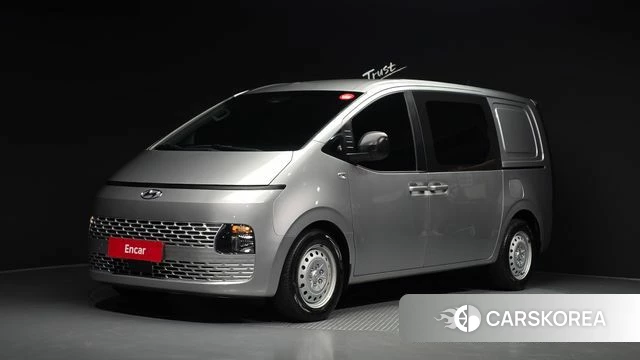 Hyundai Staria 2022 Серебристо-серый из Кореи