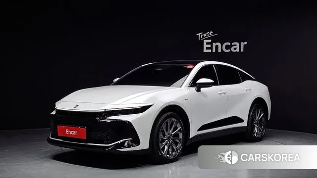 Toyota Crown Crossover 2024 Белый из Кореи