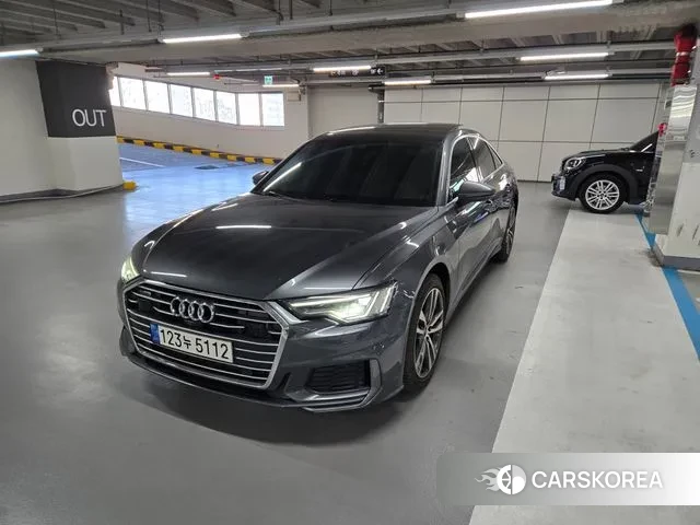 Audi A6 (C8) 2022 Серый из Кореи