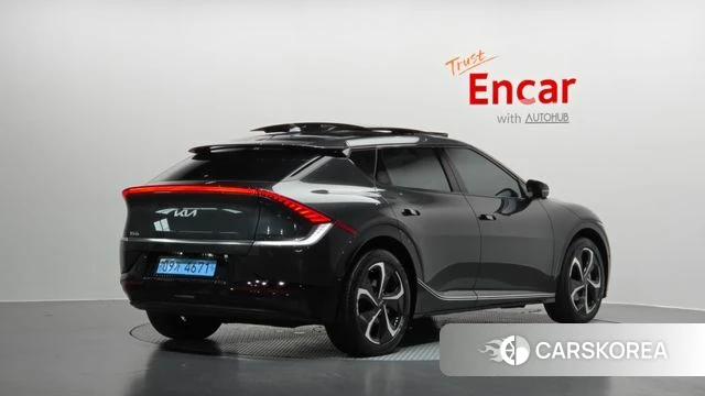 Kia EV6 2023 Серый из Кореи