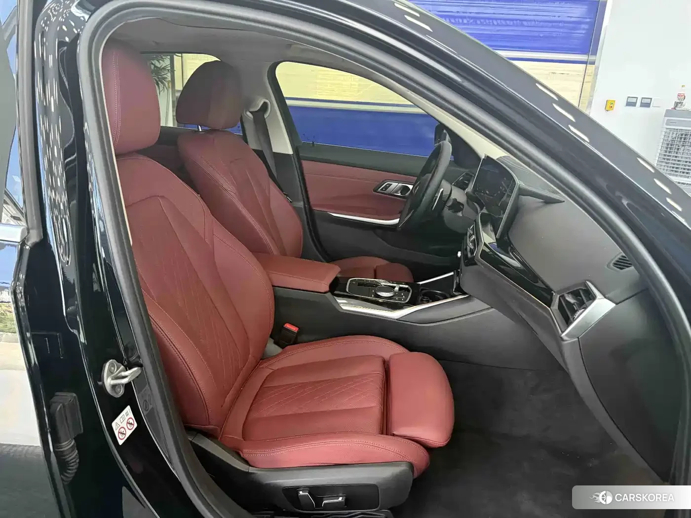 BMW 3 series 2023 Черный из Китая