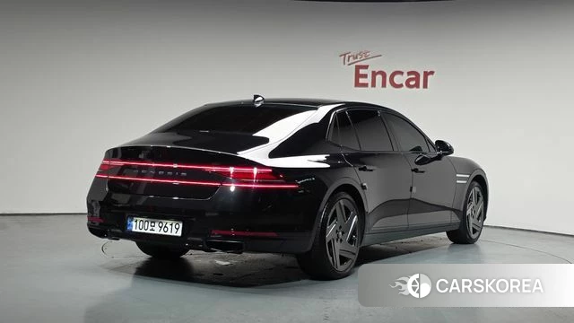 Genesis G90 (RS4) 2024 Черный из Кореи