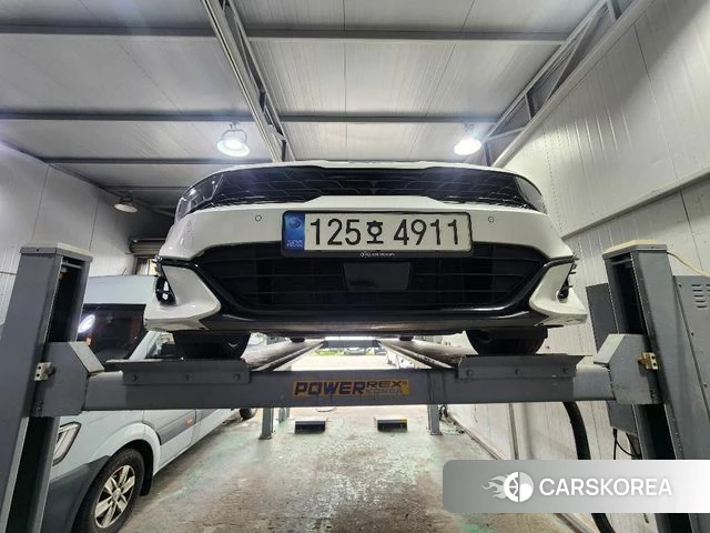 Kia K5 3rd generation 2022 Белый из Кореи