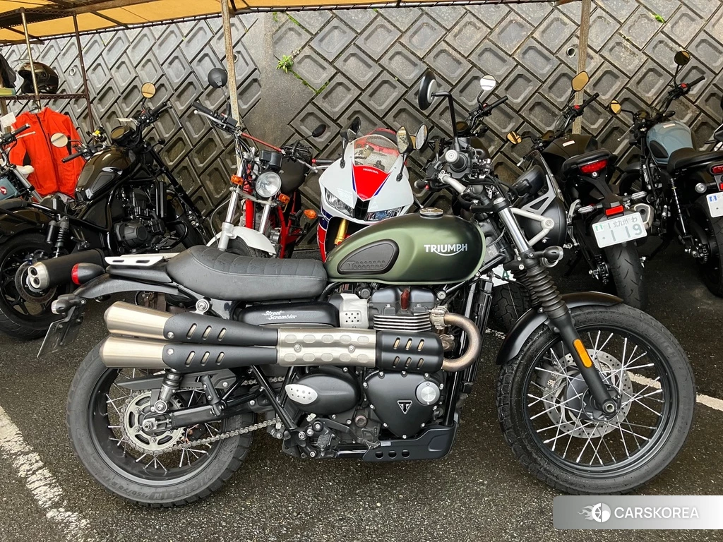 Проданный Triumph STREET SCRAMBLER 2018 из Японии