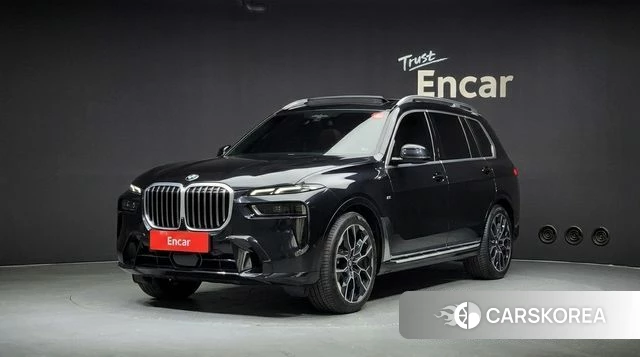 BMW X7 (G07) 2025 Черный из Кореи