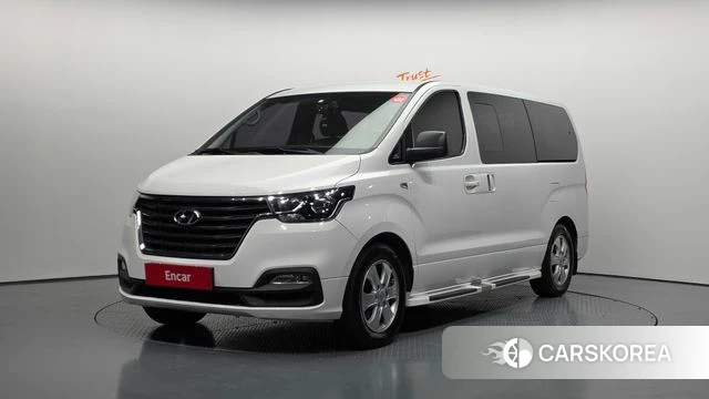 Hyundai The New Grand Starex 2018 Белый из Кореи