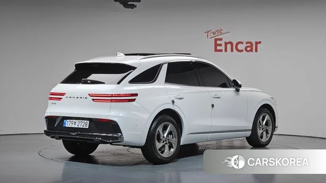 Genesis GV70 2024 Белый из Кореи