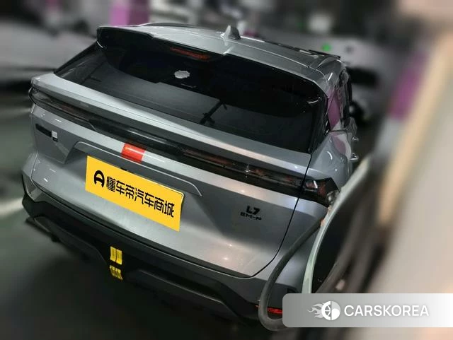 Geely Galaxy Galaxy L7 2024 Темно-серый из Китая