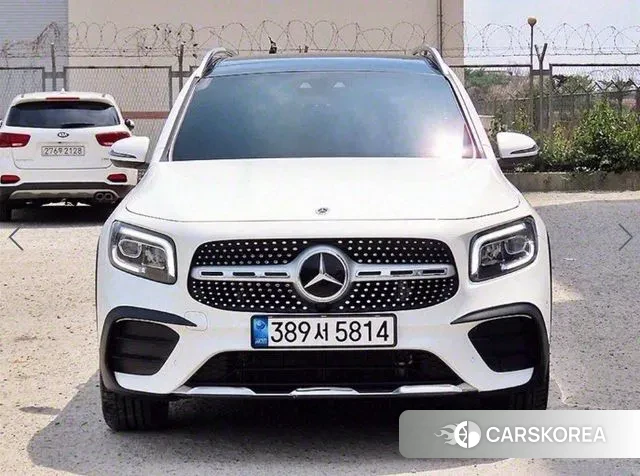 Mercedes-Benz GLB-Class X247 2022 Белый из Кореи
