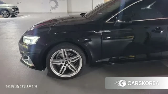 Audi A5 (F5) 2023 Черный из Кореи