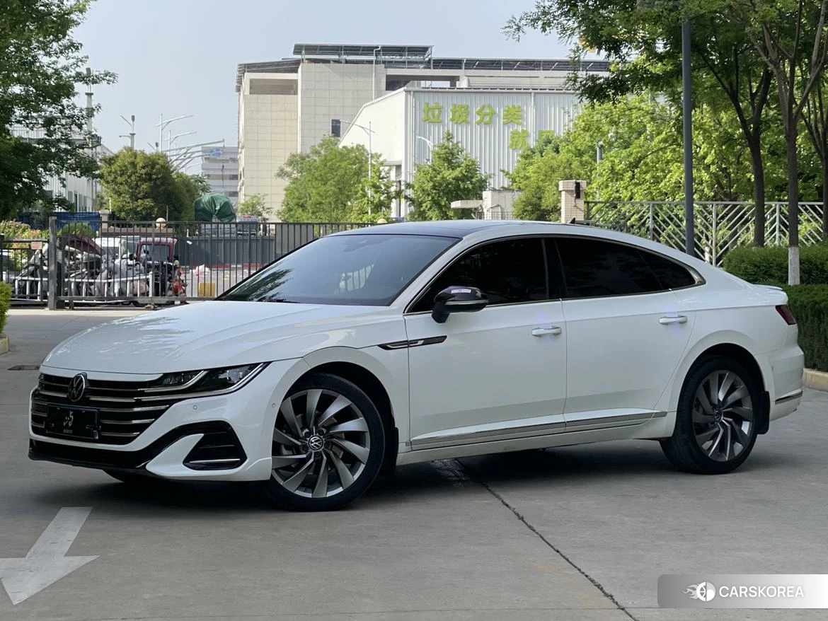 Volkswagen CC 2020 Белый из Китая