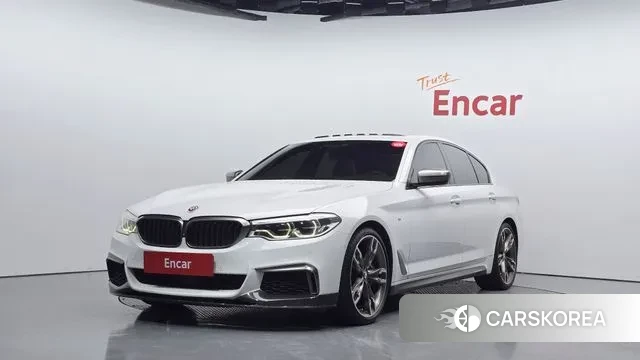 BMW 5 Series (G30) 2019 Белый из Кореи