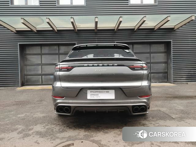 Porsche Cayenne Coupé 2019 Темно-серый из Китая