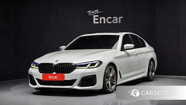 BMW 5 Series (G30) 2023 Белый из Кореи