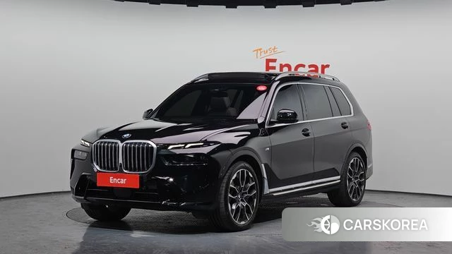 BMW X7 (G07) 2023 Черный из Кореи