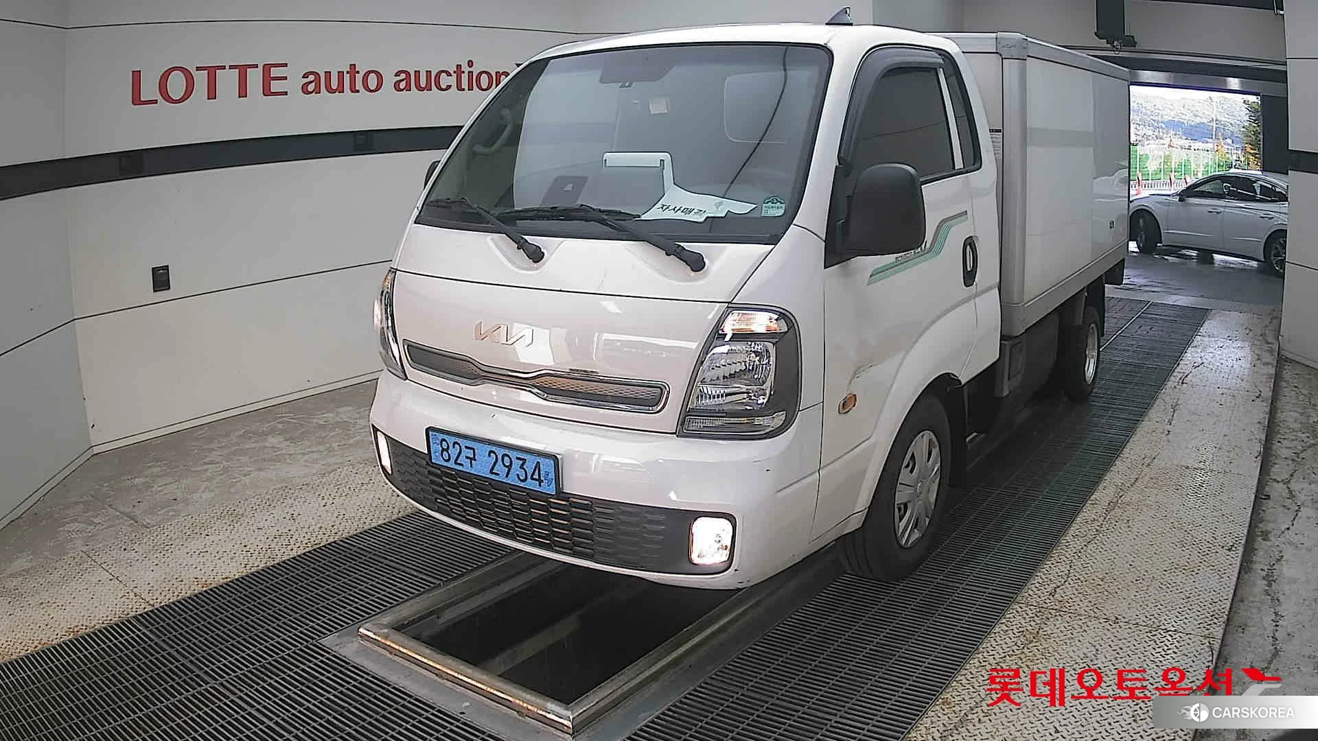 Kia Bongo Ⅲ EV Low-phase Built-in Car 2022 Белый из Кореи