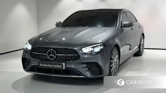 Mercedes-Benz E-Class W213 2022 Серый из Кореи