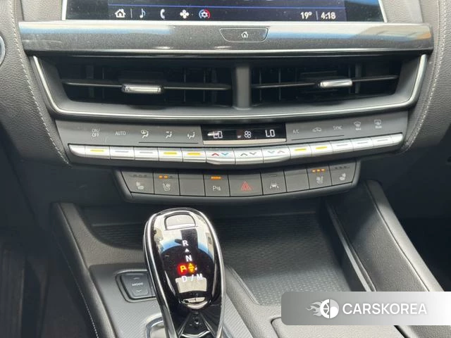 Cadillac CT5 2024 Черный из Китая