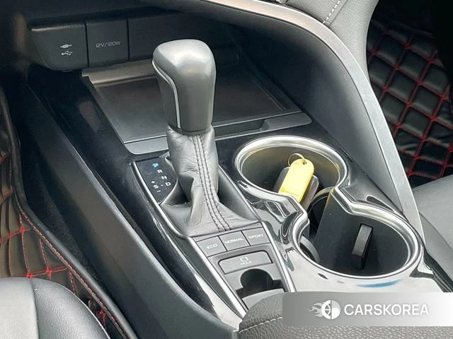 Toyota Camry 2018 Красный из Китая
