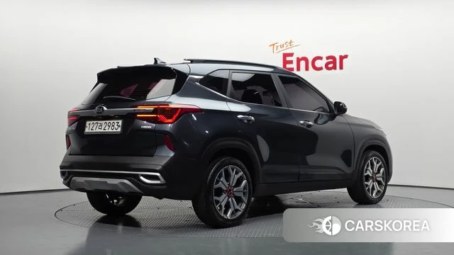 Kia Seltos 2019 Серый из Кореи