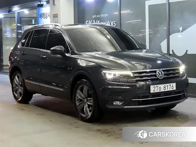 Volkswagen Tiguan second Generation 2018 Серый из Кореи