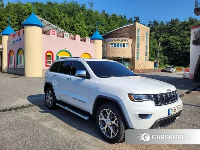 Jeep Grand Cherokee 2021 Белый из Кореи
