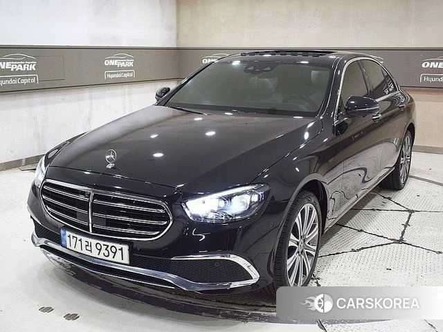 Mercedes-Benz E-Class W213 2023 Черный из Кореи