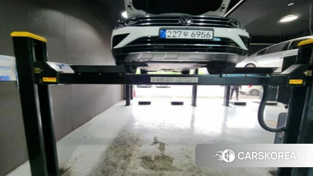 Volkswagen Tiguan second Generation 2023 Белый из Кореи