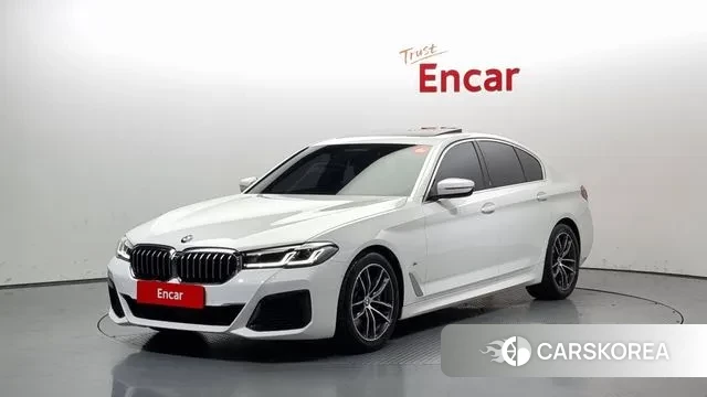 BMW 5 Series (G30) 2023 Белый из Кореи