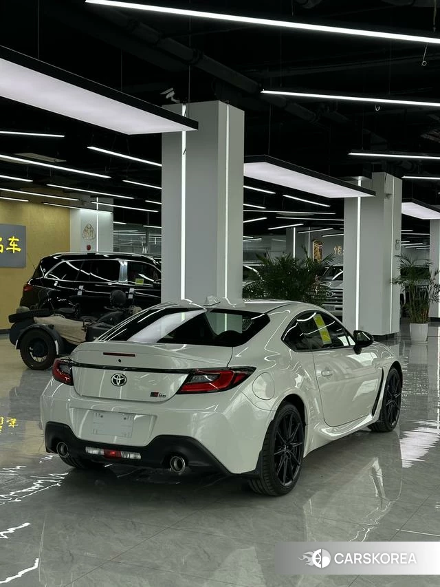 Toyota 86 2026 Белый из Китая