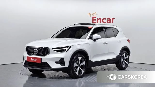 Volvo XC40 2024 Белый из Кореи