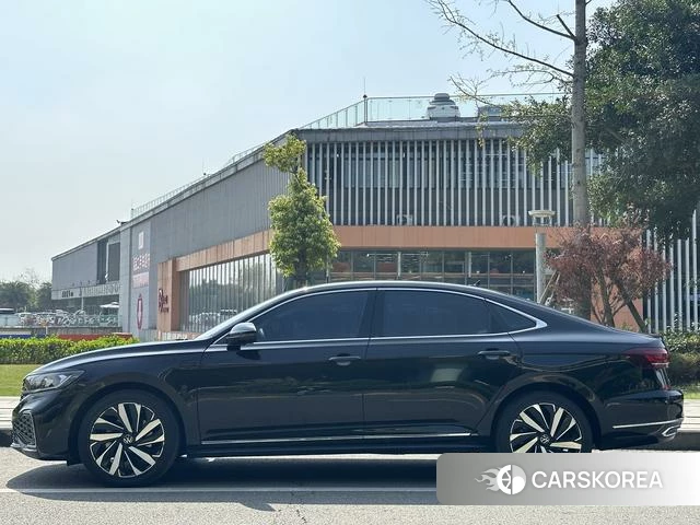 Volkswagen Passat 2021 Черный из Китая