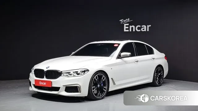 BMW 5 Series (G30) 2018 Белый из Кореи