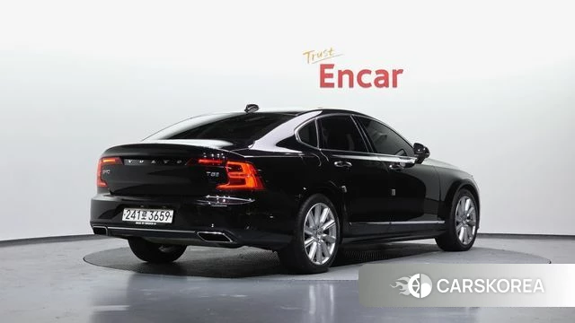 Volvo S90 2018 Черный из Кореи