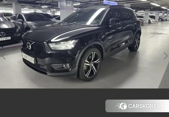 Volvo XC40 2020 Черный из Кореи