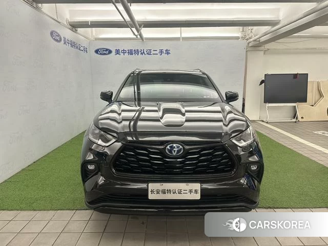 Toyota Highlander 2024 Черный из Китая