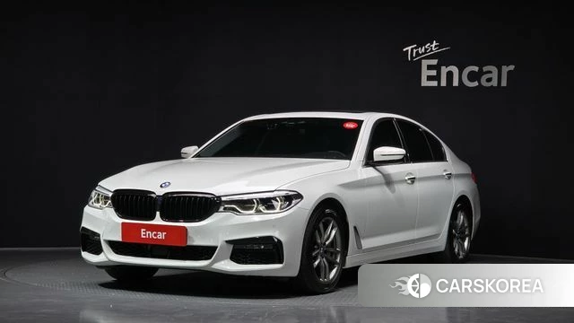 BMW 5 Series (G30) 2018 Белый из Кореи