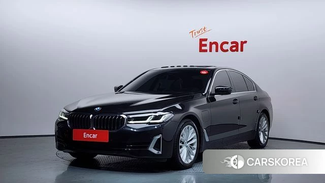 BMW 5 Series (G30) 2021 Черный из Кореи