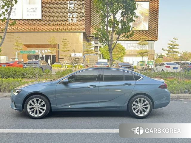 Buick Regal 2023 Синий из Китая