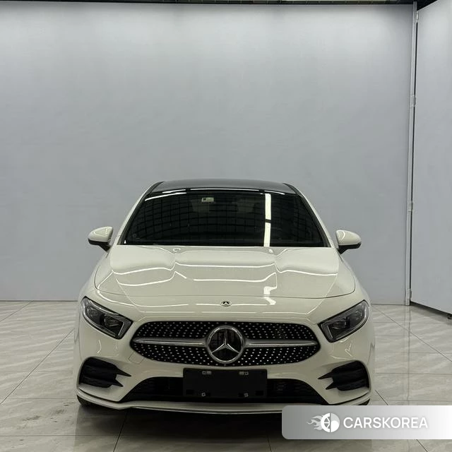 Mercedes-Benz Class A 2021 Белый из Китая