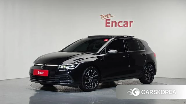 Volkswagen Golf 8th Generation 2022 Черный из Кореи
