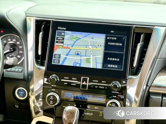 Toyota Elfa 2021 Белый из Китая