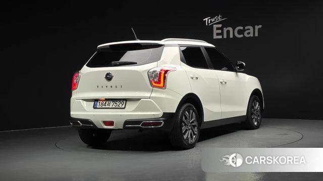 Ssangyong Tivoli Armor 2018 Белый из Кореи