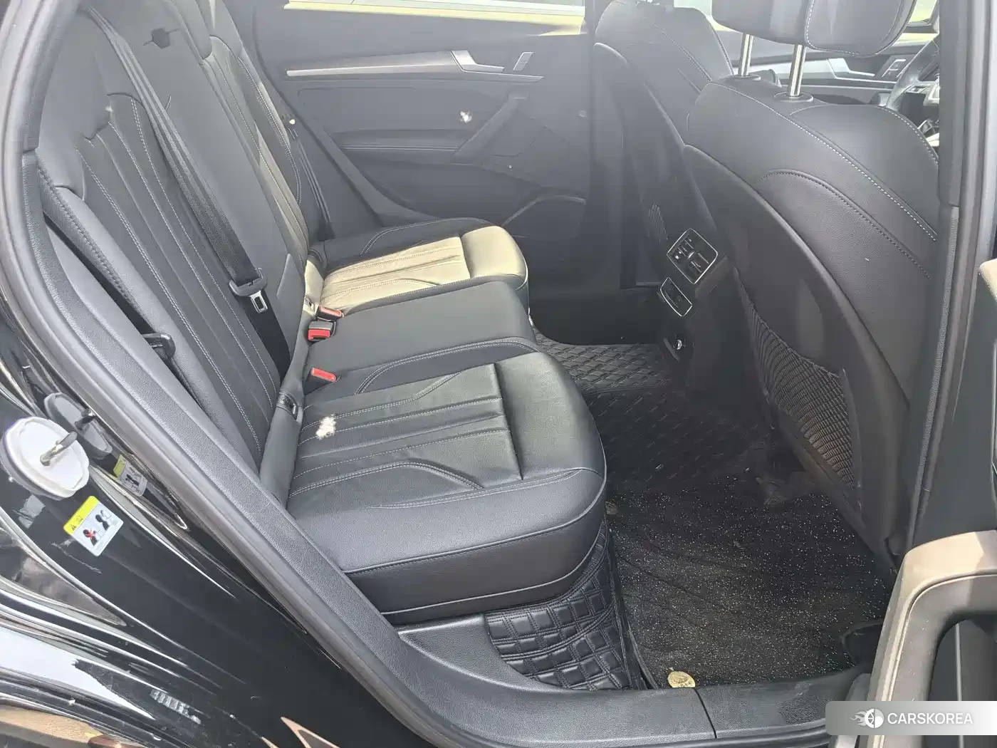 Audi Q5L 2024 Черный из Китая