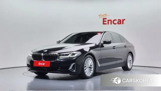 BMW 5 Series (G30) 2023 Черный из Кореи