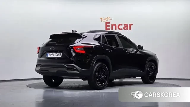 Chevrolet (GM Daewoo) Trax Crossover 2025 Черный из Кореи