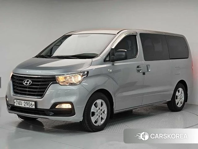 Hyundai The New Grand Starex 2018 Серебряный из Кореи